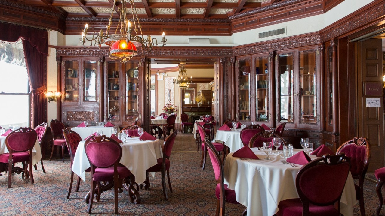 The Tippecanoe Place Restaurant had an empty dining room … or was it?