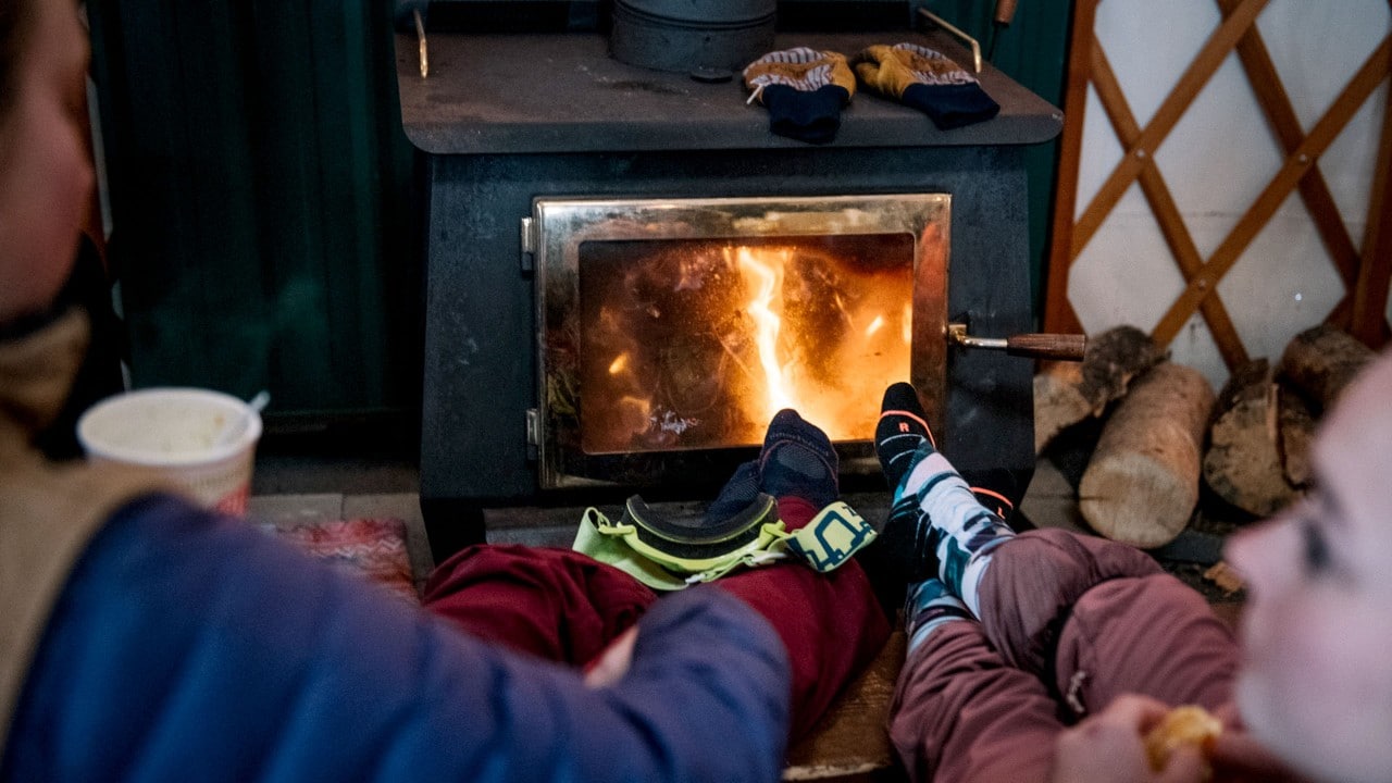 Warming toes after hitting the slopes