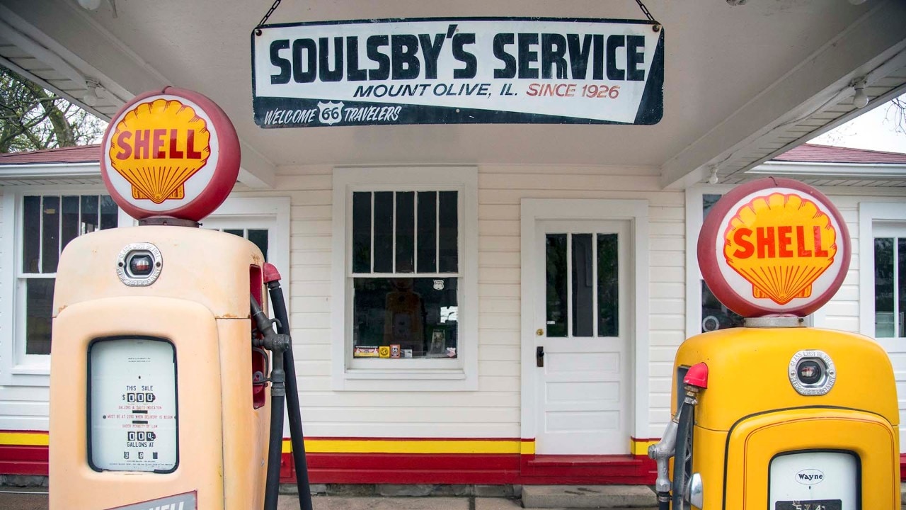 Henry Soulsby built his service station in Mount Olive, Illinois, in 1926.