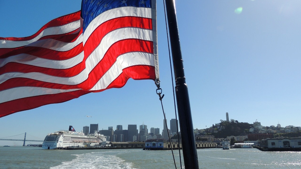 San Francisco looks great even from the back of an excursion boat on the Bay.
