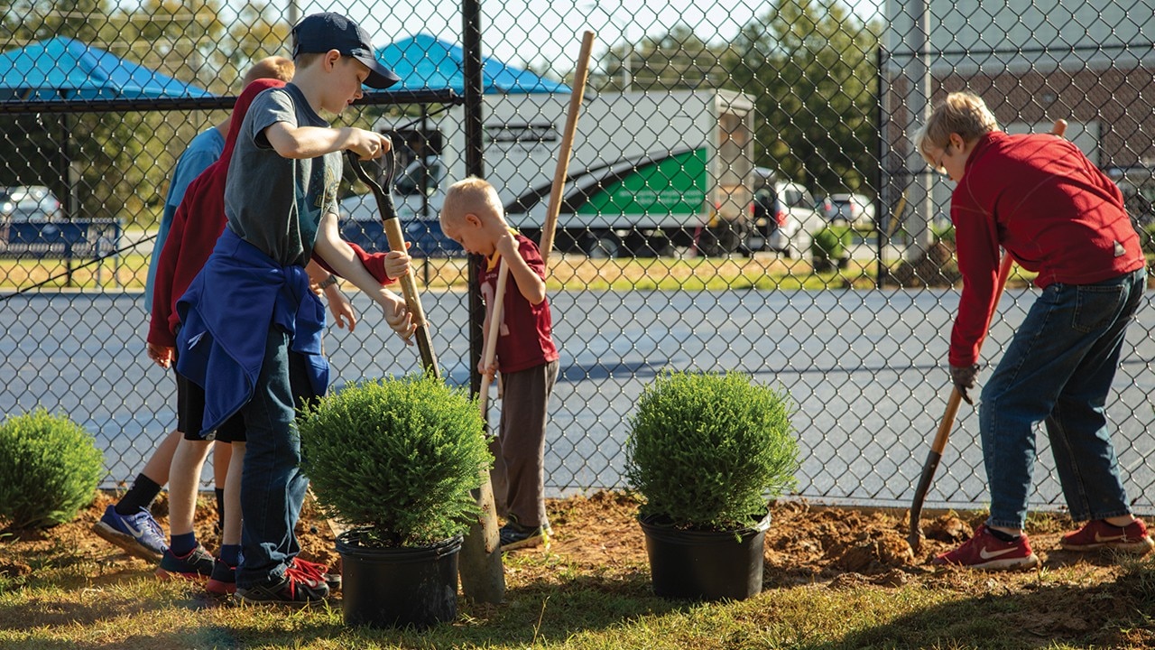 Volunteers Landscaping