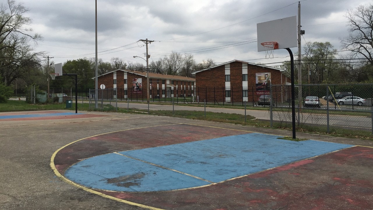 Kinloch Park court, pre-restoration.