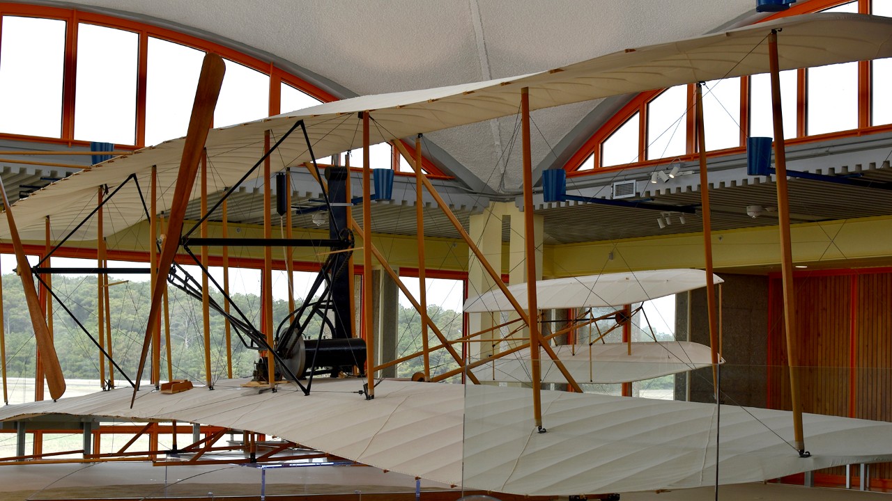 The Wright Brothers National Memorial features a replica of the plane that flew on December 17, 1903.