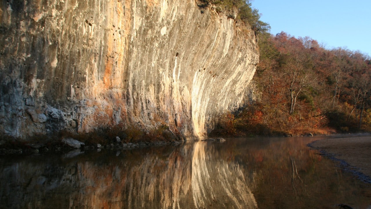 Echo Bluff State Park is named for the concave bluff that hangs over Sinking Creek.